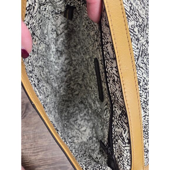 Rebecca Minkoff Hudson Moto Tan Leather Crossbody Bag Adjustable Strap Purse - Picture 5 of 7